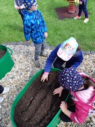 Pracujeme na zahrádce